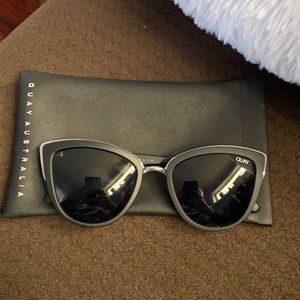 Quay Cat Eye Sunglasses - brand new